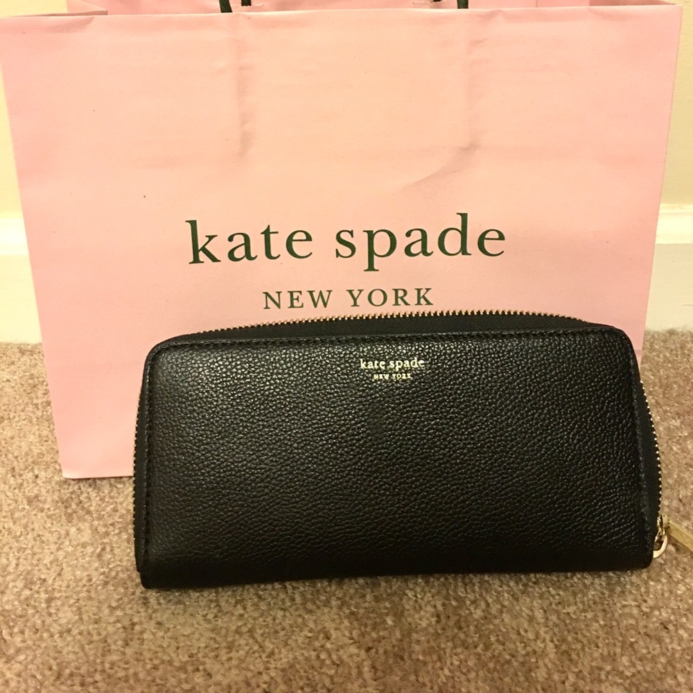 Gently Used Authentic Kate Spade Wallet